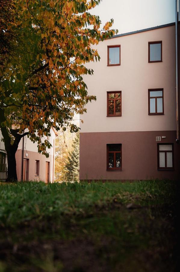 Apartmany Centrum Nový Bor Esterno foto