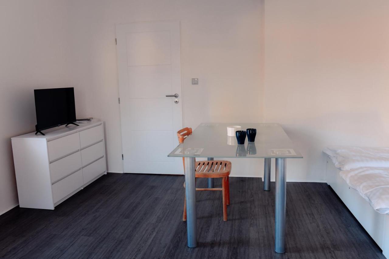 Apartmany Centrum Nový Bor Esterno foto